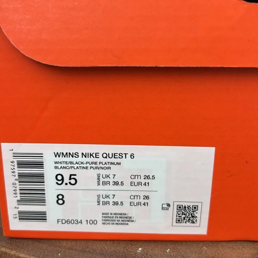 Nike Quest 6 Sneakers